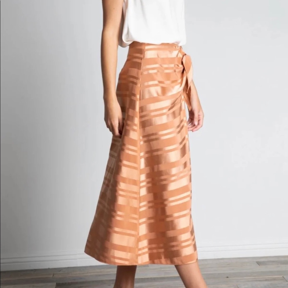 Grade & Gather Tie Front Skirt